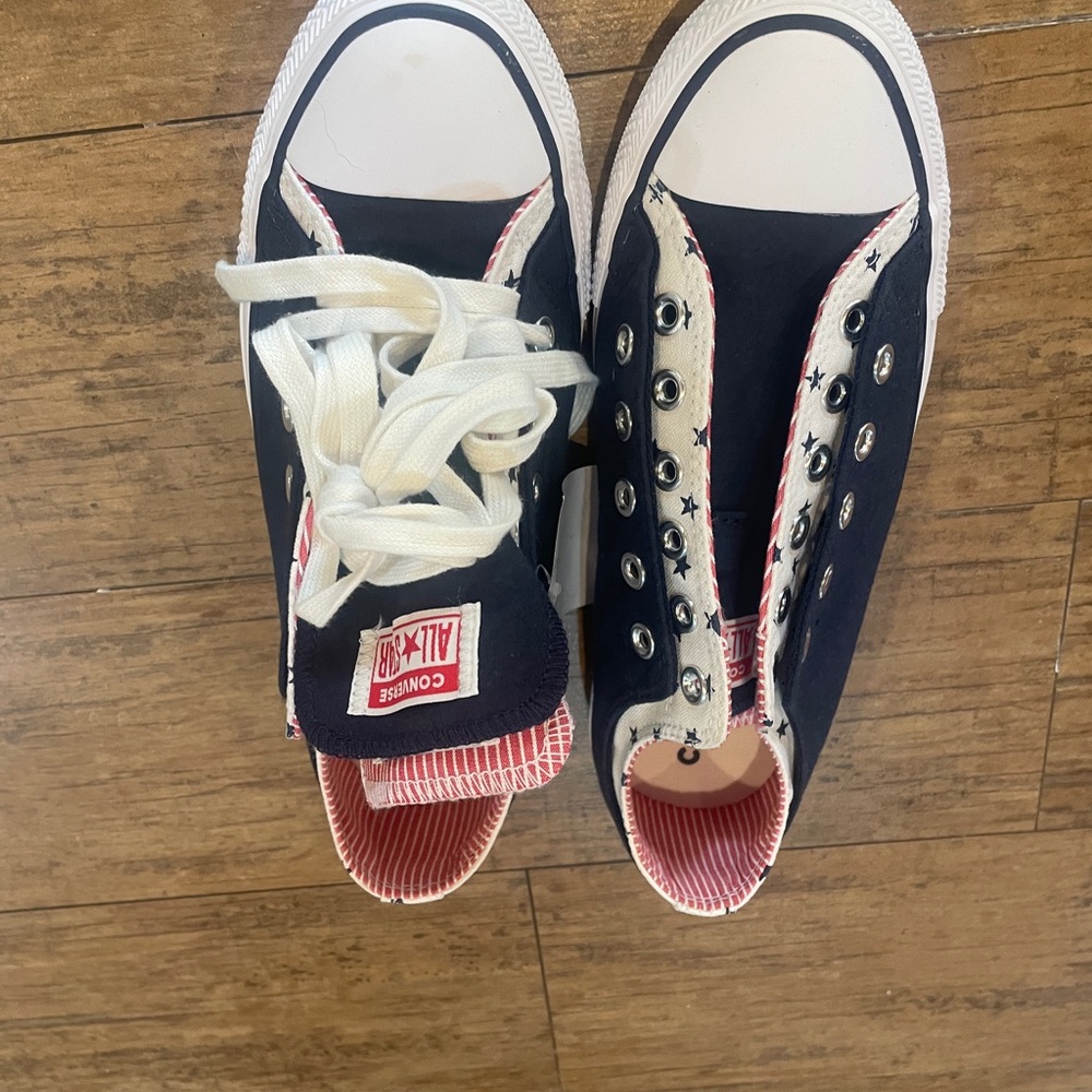 NWT Converse UNISEX Red, White & Blue with stars patriotic Chuck Taylor Sneakers